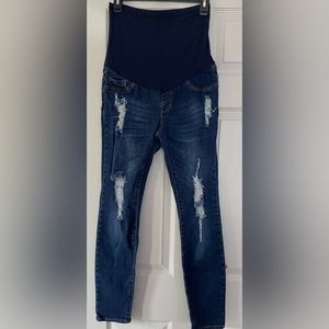 4. Song maternity Jean pants